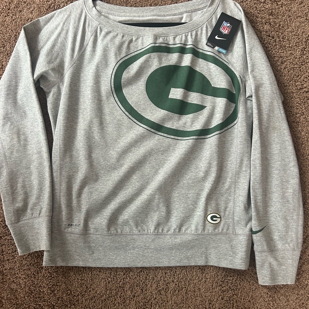 NWT NFL Nike Gray and Green Green Bay Packers Crew Sweatshirt Long Sleeve Med